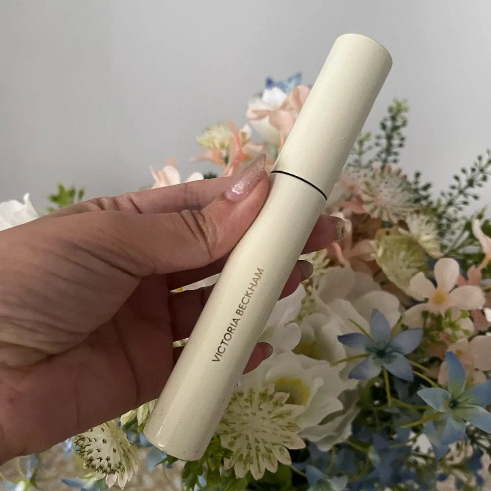 Victoria Beckham Vast Lash Mascara- Black